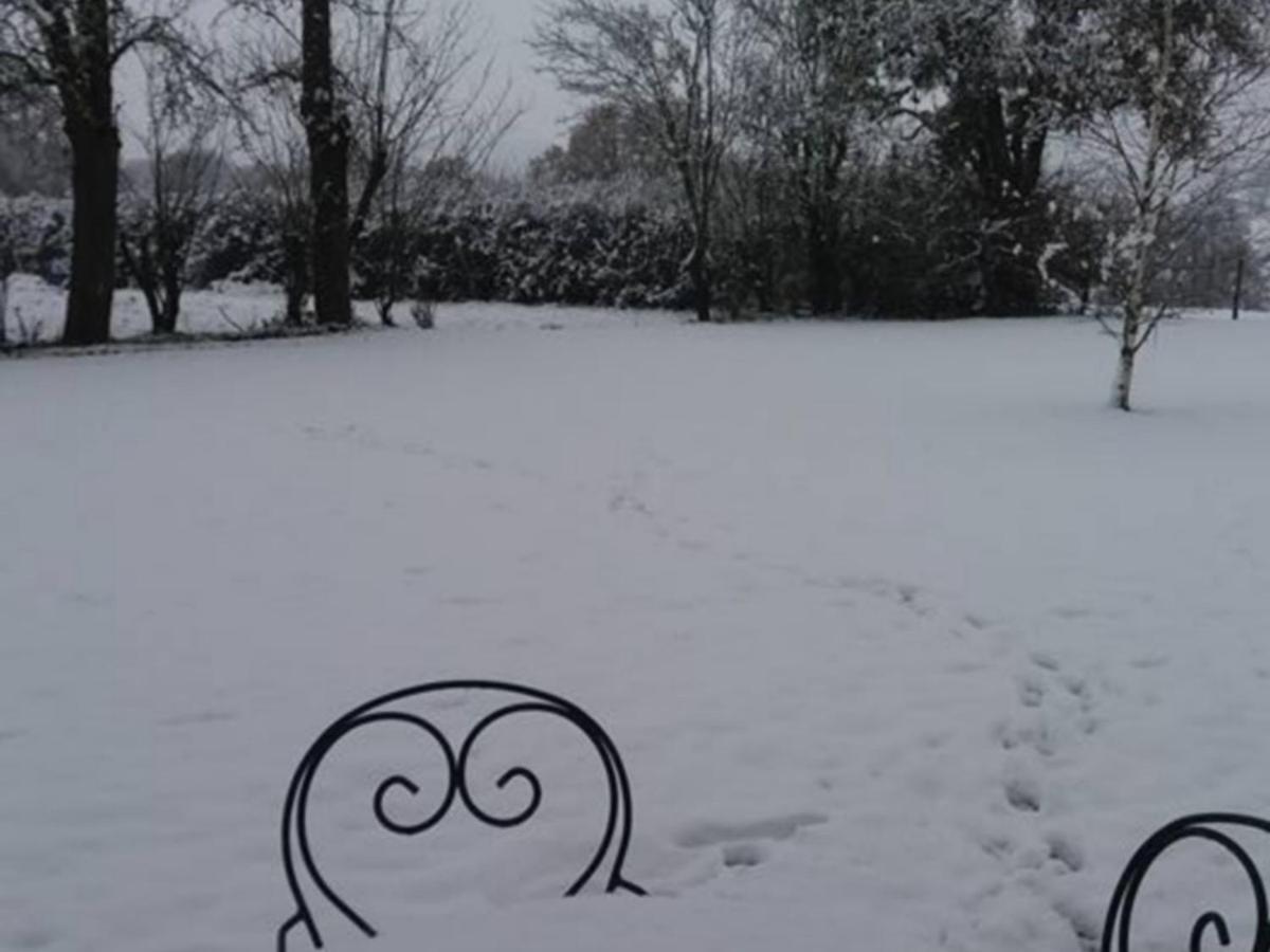 Gite Les Aubues Lormes Dış mekan fotoğraf